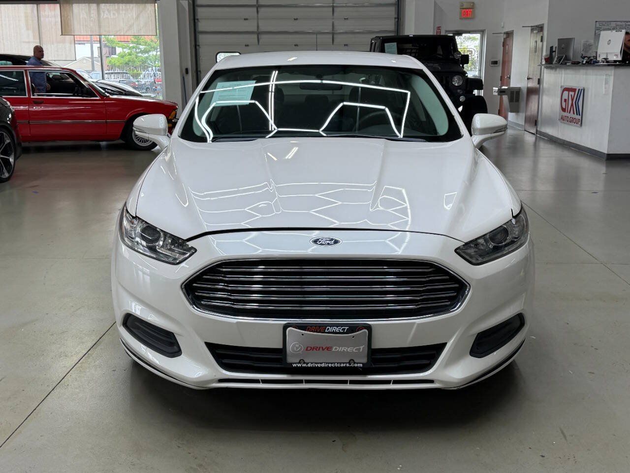 Used 2016 Ford Fusion SE FWD image 6