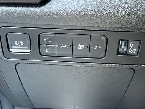 Used 2024 GMC Hummer EV 3X AWD/4WD image 34