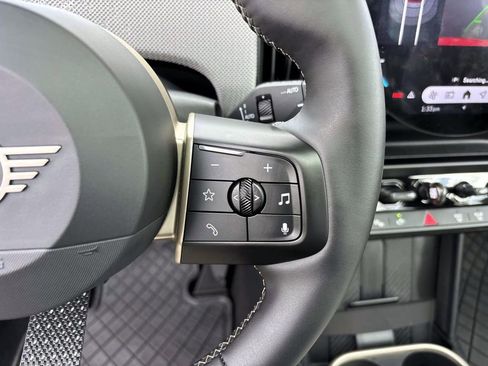 Certified 2025 MINI Cooper S image 18