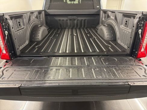 New 2026 Ford F250 Lariat w/ Black Appearance Package AWD/4WD image 40