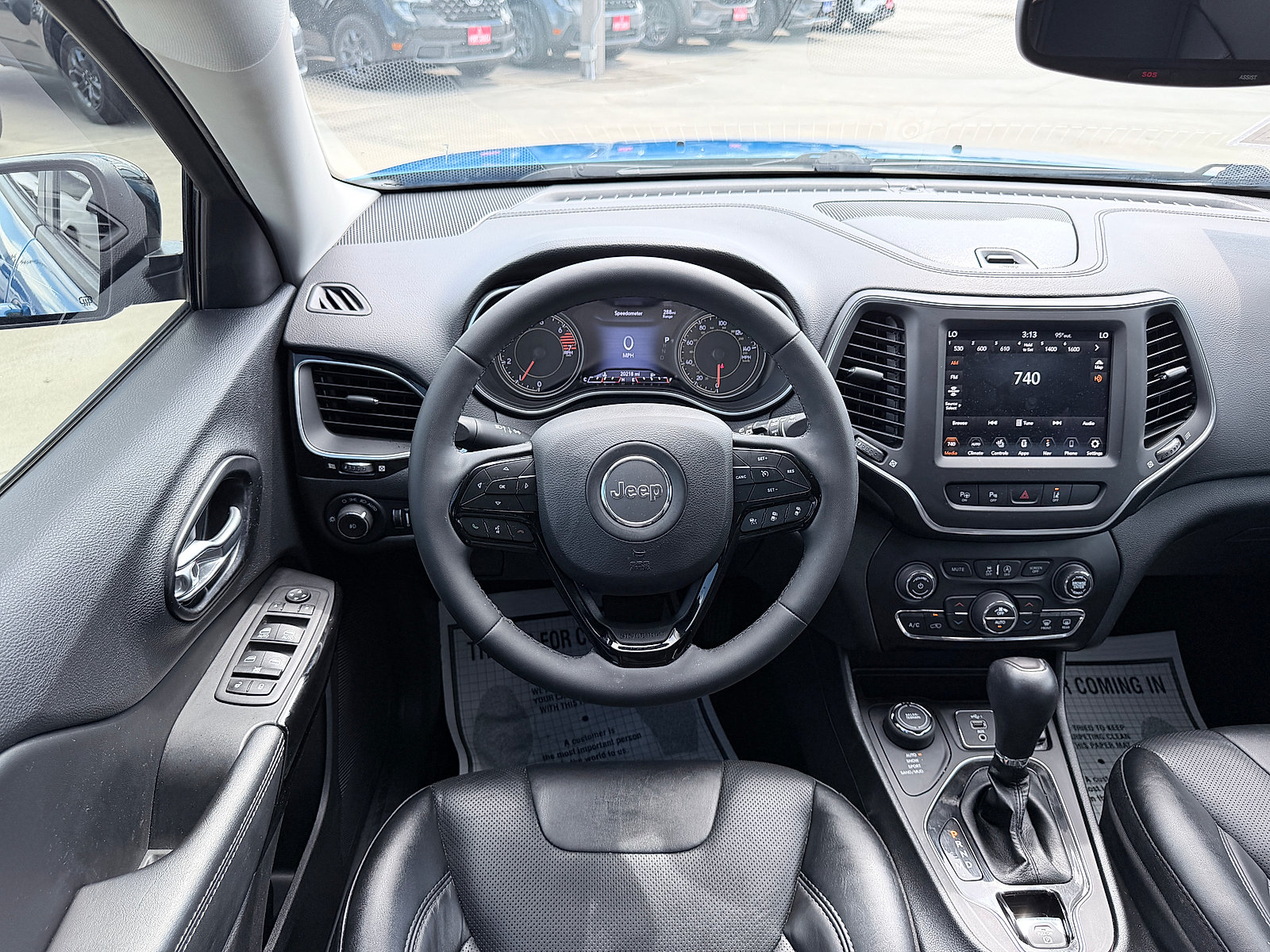 Used 2023 Jeep Cherokee Altitude Lux AWD/4WD image 24