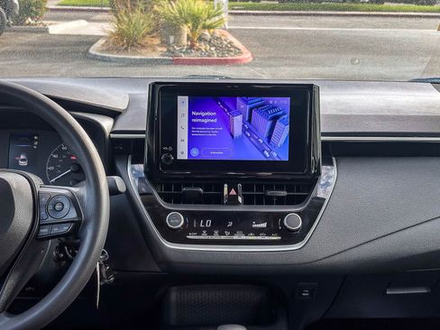 Used 2024 Toyota Corolla LE FWD image 16