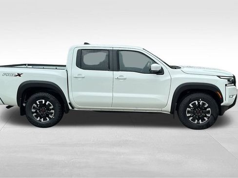 Used 2024 Nissan Frontier Pro-X w/ Technology Package RWD image 9