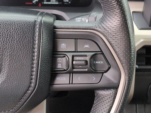 Used 2024 Toyota Tacoma TRD Off-Road AWD/4WD image 24