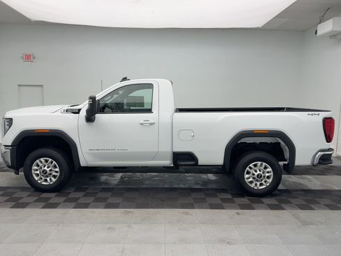 Certified 2025 GMC Sierra 2500 SLE w/ SLE Convenience Package image 2