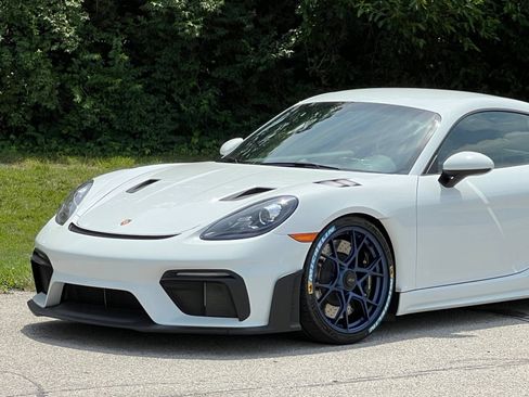 Certified 2024 Porsche 718 Cayman GT4 RS w/ Accent Package Logos RWD image 13