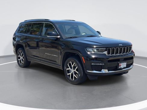 Used 2023 Jeep Grand Cherokee L Limited RWD image 1