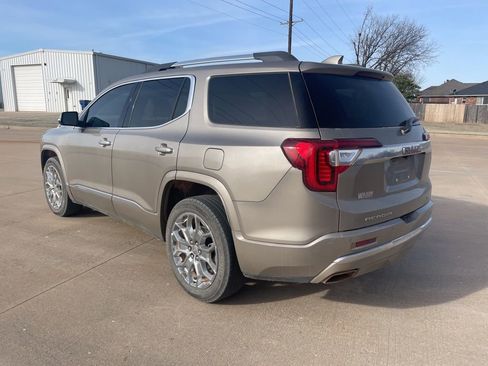 Used 2022 GMC Acadia Denali w/ Denali Ultimate Package image 4