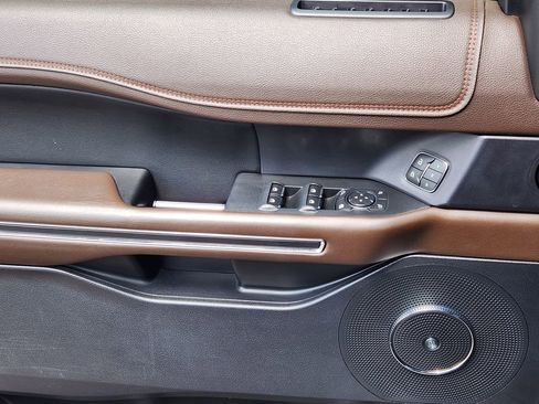 Used 2021 Ford Expedition King Ranch AWD/4WD image 12