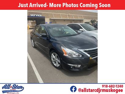 Used 2015 Nissan Altima 2.5 SL w/ Technology Package