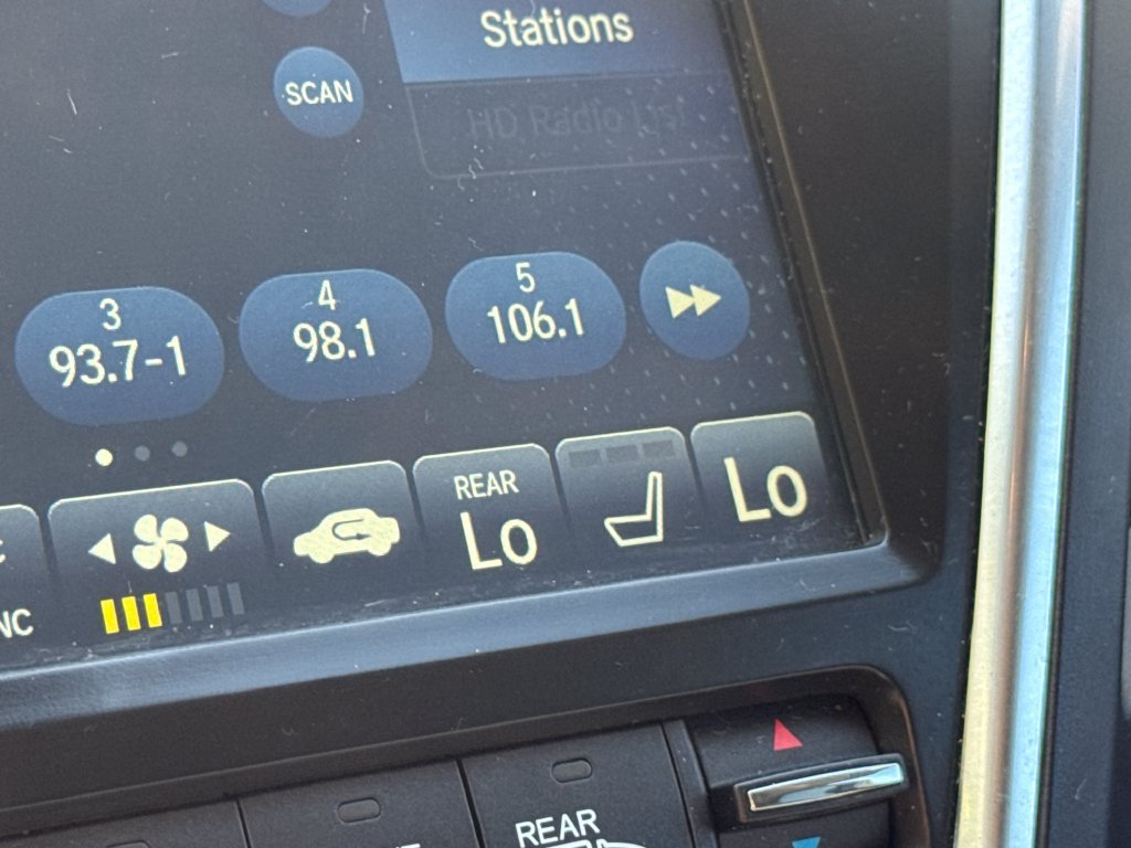 Used 2020 Acura MDX w/ Technology Package FWD image 25