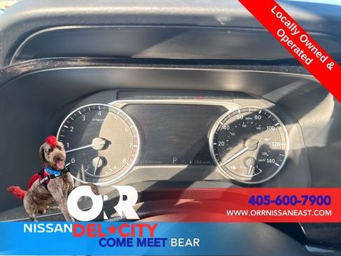 Used 2024 Nissan Pathfinder SV image 23