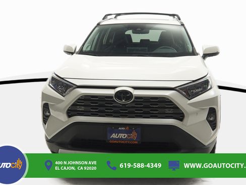 Used 2021 Toyota RAV4 Limited FWD image 4