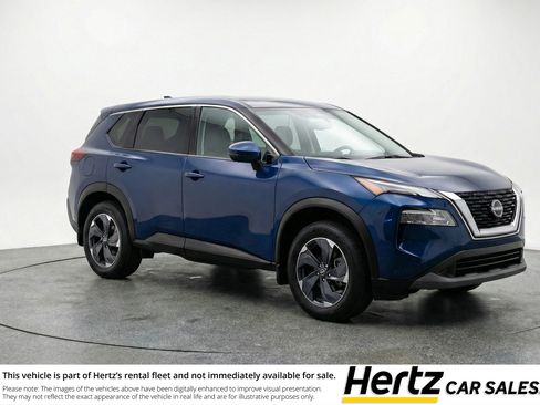 Used 2025 Nissan Rogue SV image 1