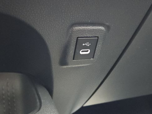 Used 2024 Toyota Corolla LE image 11