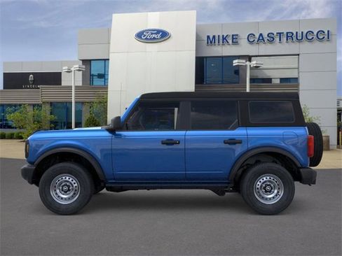 New 2025 Ford Bronco 4-Door image 3