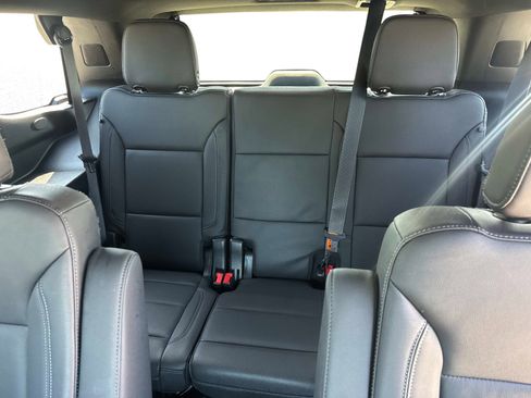 Used 2022 Chevrolet Tahoe LT image 16