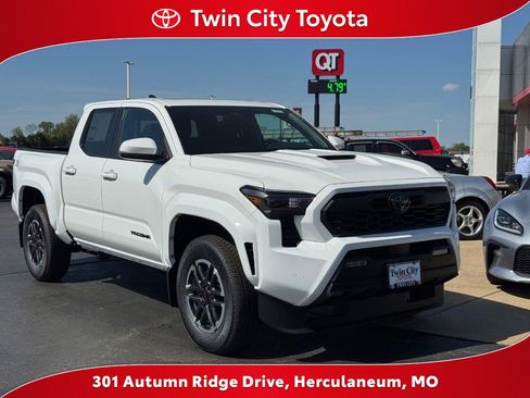 New 2026 Toyota Tacoma TRD Sport AWD/4WD image 1