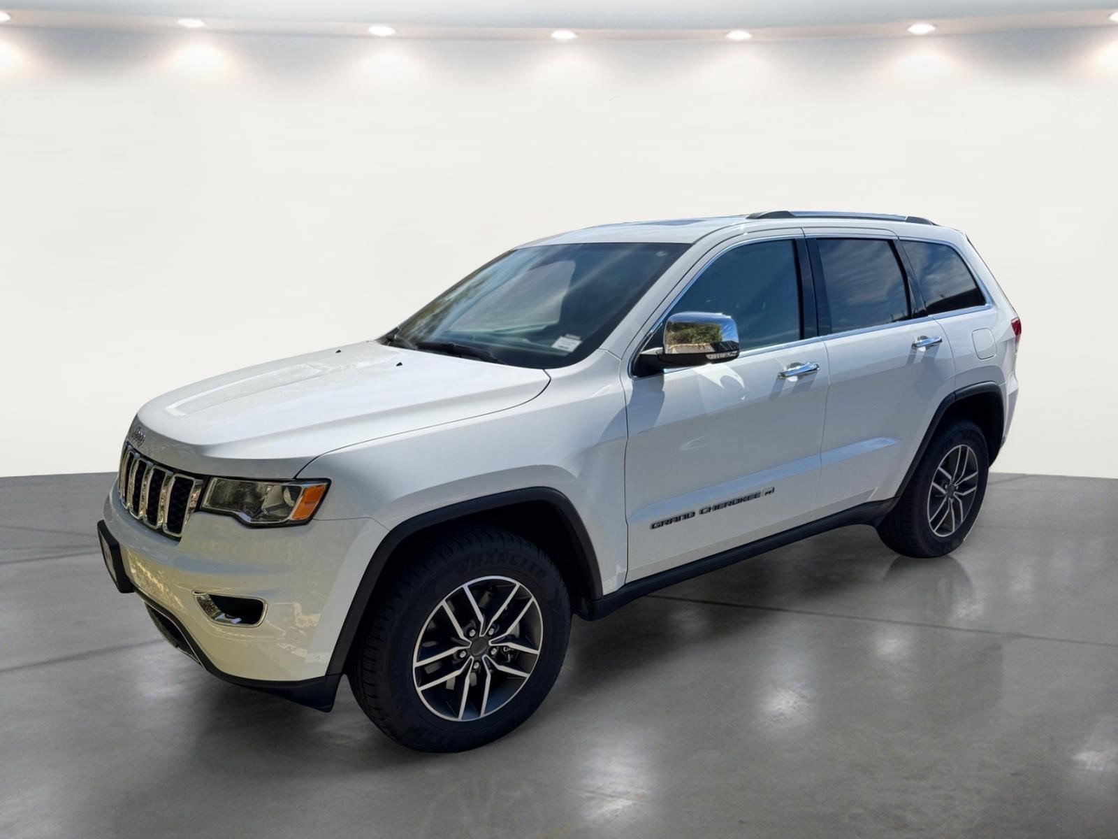 Used 2022 Jeep Grand Cherokee Limited AWD/4WD image 2