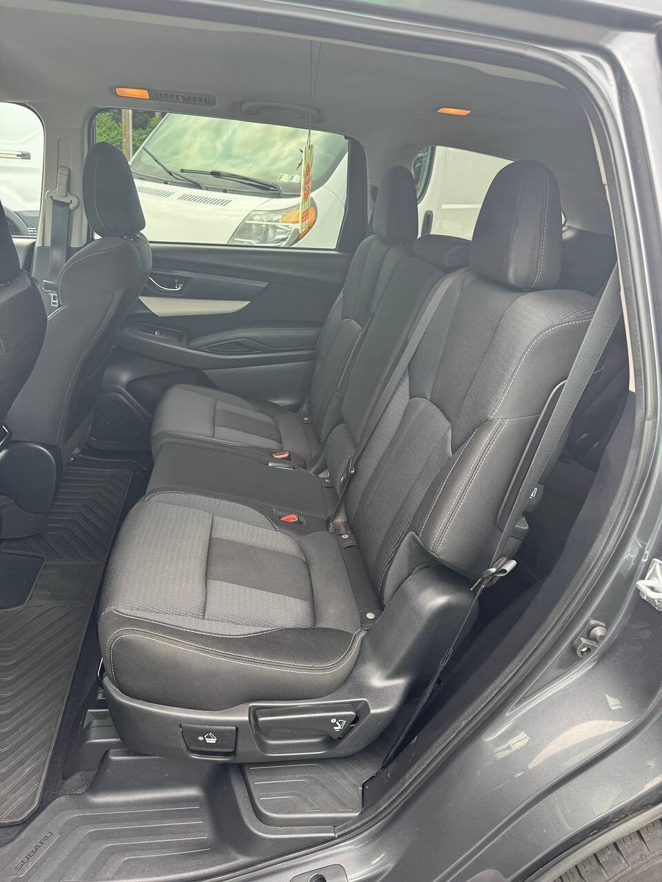Used 2021 Subaru Ascent Premium w/ Convenience Package AWD/4WD image 11
