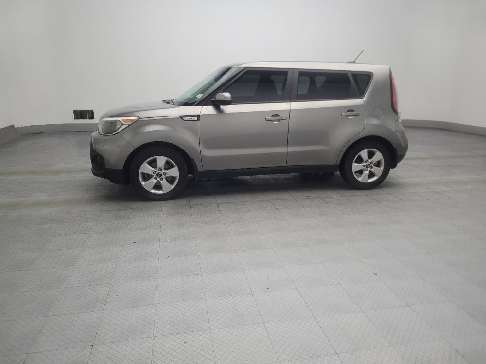 Used 2018 Kia Soul FWD image 2