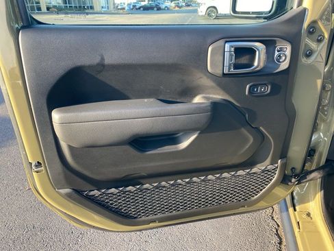 New 2026 Jeep Gladiator Rubicon image 9