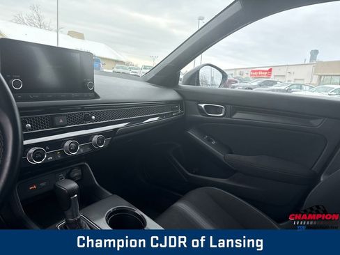 Used 2024 Honda Civic Sport image 18