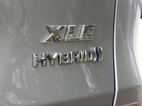 Certified 2024 Toyota RAV4 XLE image 31