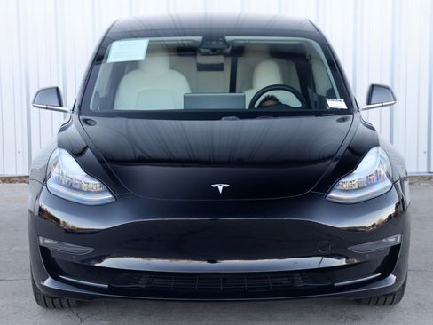 Used 2019 Tesla Model 3 Standard Range Plus image 44