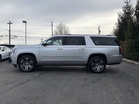 Used 2019 GMC Yukon XL Denali w/ Denali Ultimate Package image 2