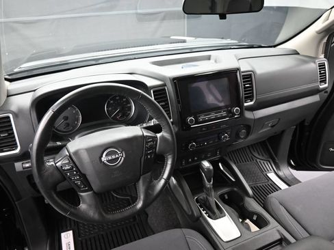 Used 2023 Nissan Frontier SV w/ SV Convenience Package AWD/4WD image 16