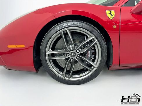 Used 2017 Ferrari 488 GTB RWD image 16