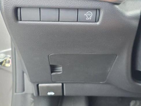 Used 2026 Nissan Kicks SV FWD image 22