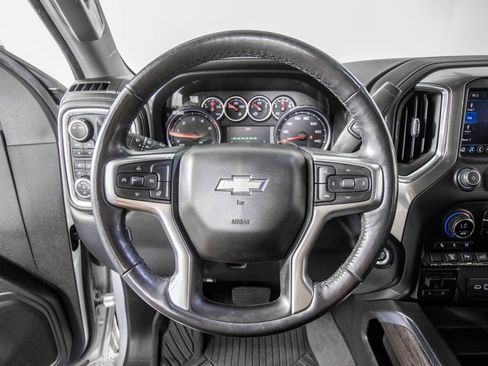 Used 2020 Chevrolet Silverado 2500 LTZ w/ LTZ Plus Package image 17