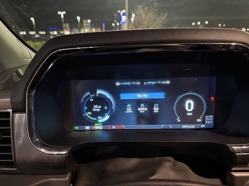 Used 2024 Ford F150 Lightning XLT image 7