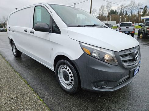 Used 2020 Mercedes-Benz Metris image 6