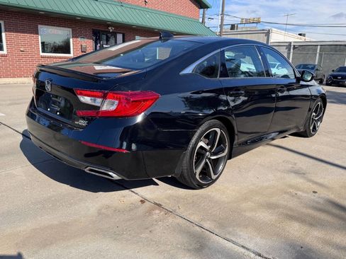 Used 2020 Honda Accord Sport image 9