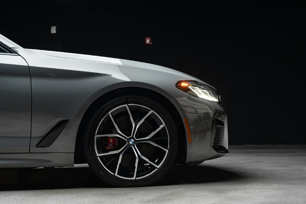 Used 2022 BMW 540i w/ M Sport Package RWD image 8
