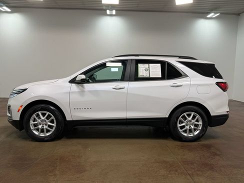 Used 2023 Chevrolet Equinox LT AWD/4WD image 7