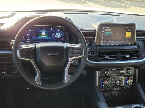 Used 2024 Chevrolet Tahoe Z71 w/ Luxury Package image 22