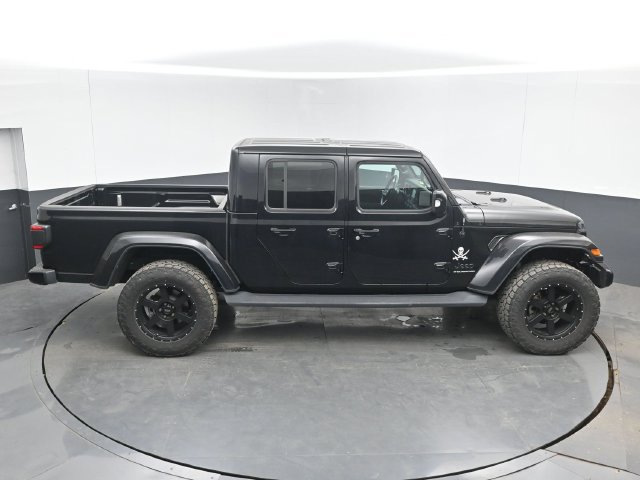 Used 2023 Jeep Gladiator Overland AWD/4WD image 27