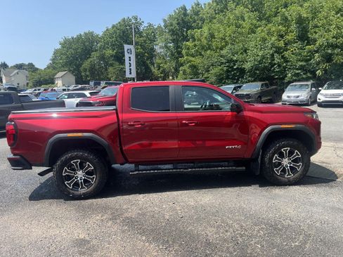 Used 2024 GMC Canyon AT4 w/ AT4 Premium Package AWD/4WD image 2