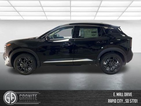 New 2026 Nissan Kicks SR w/ SR Premium Package AWD/4WD image 2