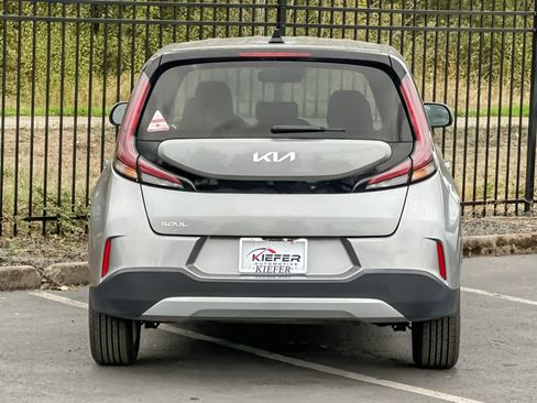 Used 2023 Kia Soul LX w/ Option Group 015 image 5