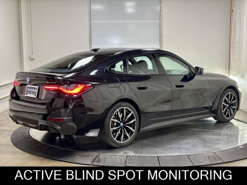 Used 2023 BMW i4 eDrive40 w/ M Sport Package RWD image 9
