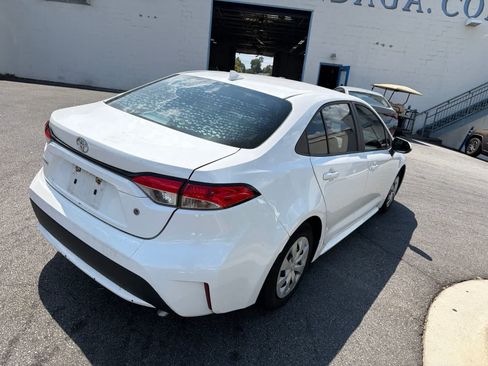 Used 2021 Toyota Corolla L FWD image 10