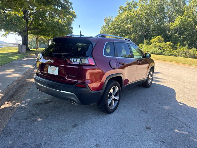 Used 2019 Jeep Cherokee Limited AWD/4WD image 7