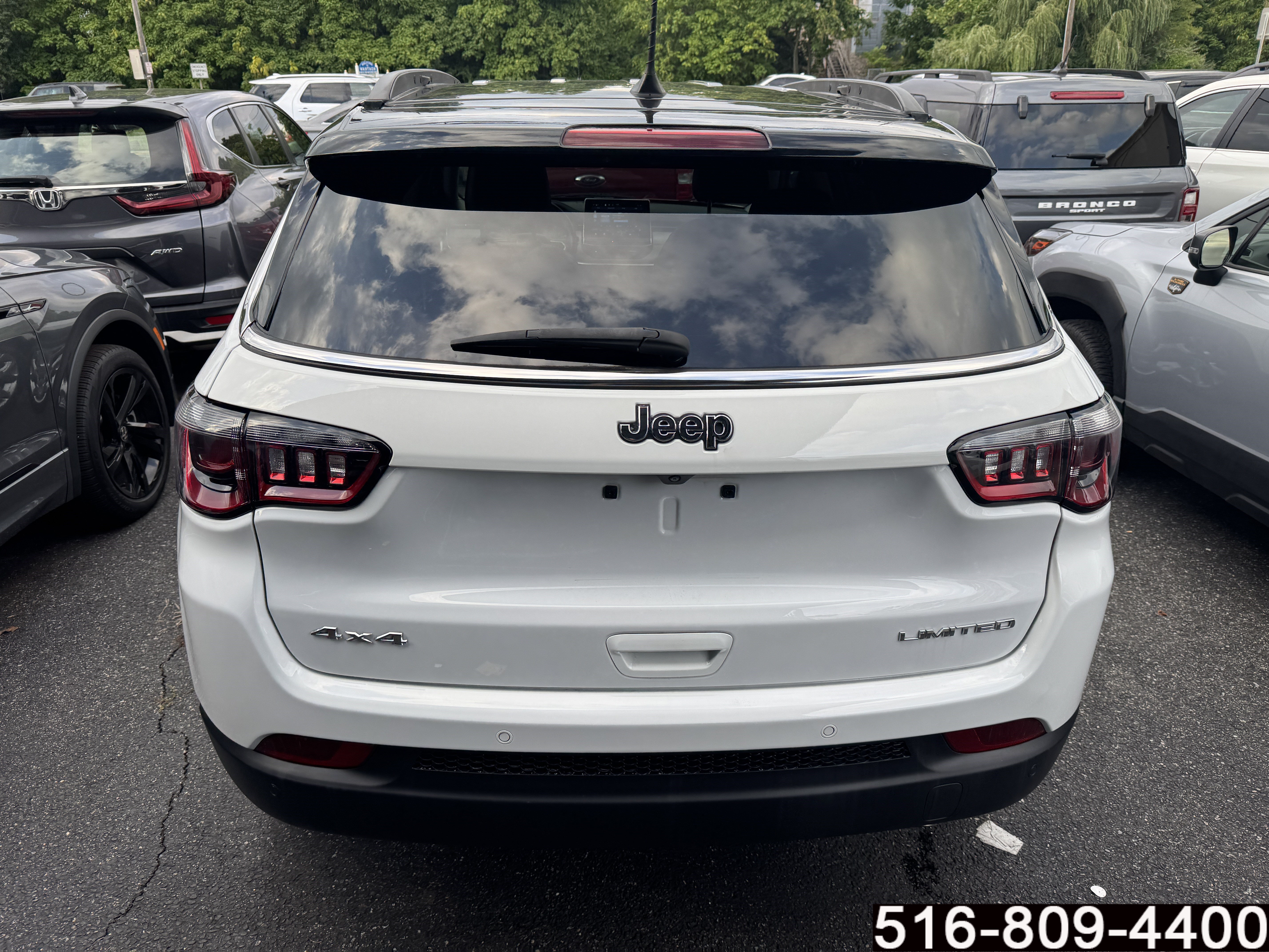 Used 2022 Jeep Compass Limited AWD/4WD image 6