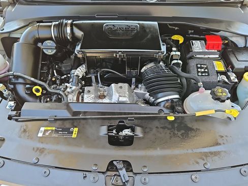 Used 2025 Jeep Compass Latitude AWD/4WD image 35