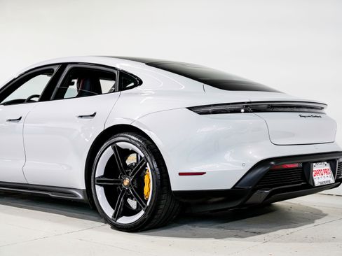 Used 2022 Porsche Taycan Turbo S image 45
